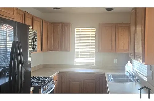 1405 Vegas Valley Dr Photo 1
