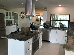 1235 Foxfire Ln, Naples, FL 34104