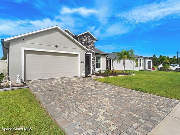 2nd image of 3466 Rixford Way SE