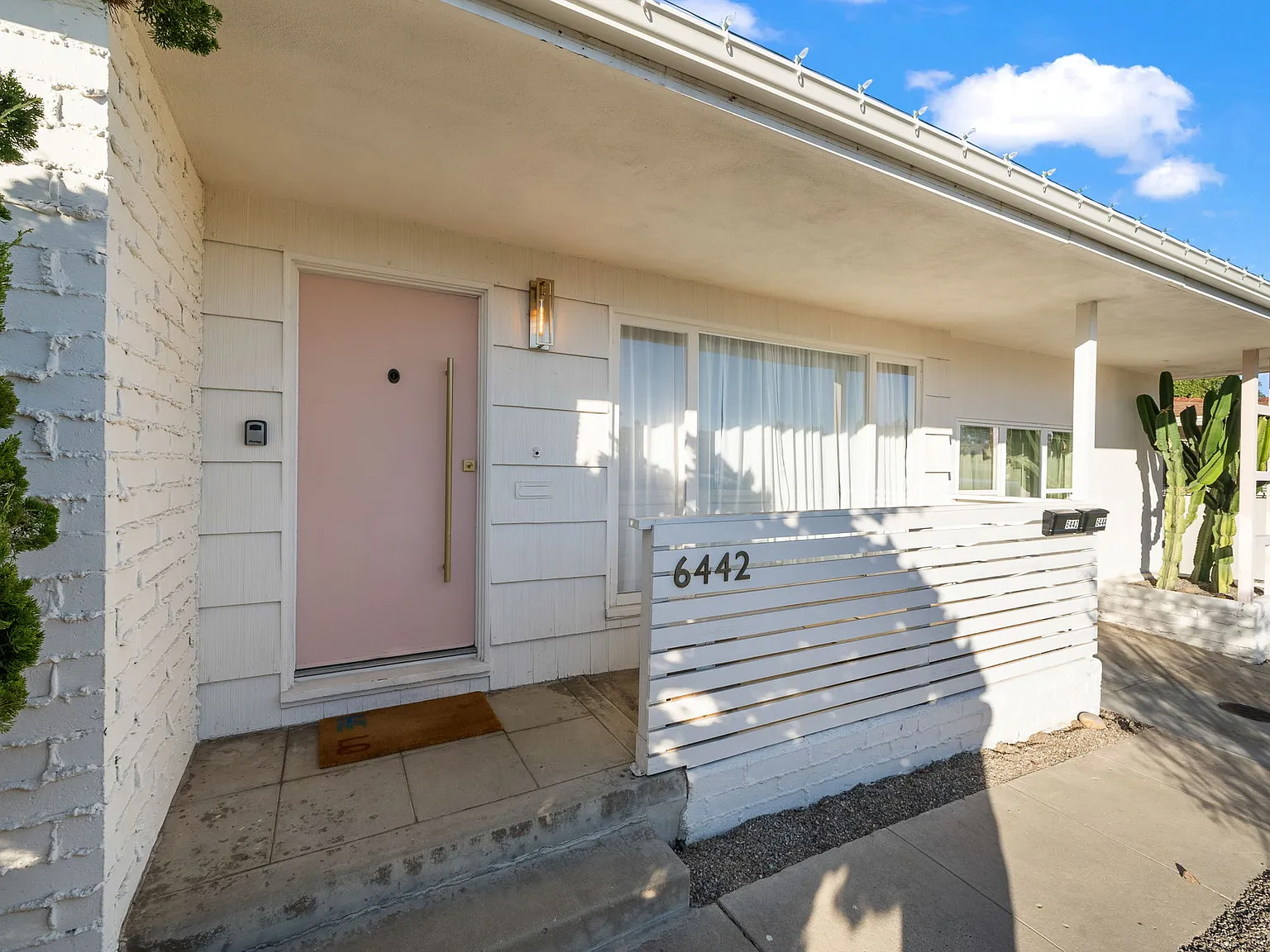 2 bed, $3,600 — Photo 2