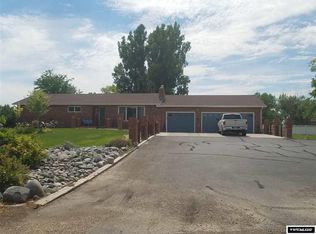 102 Country Dr, Worland, WY 82401