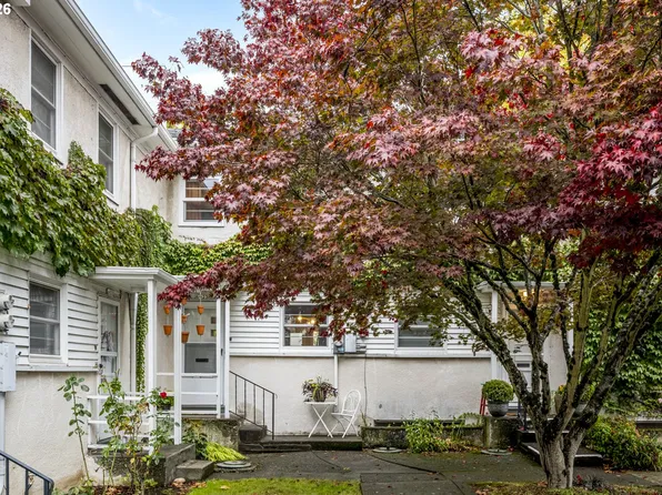 6923 NE Broadway St, Portland, OR 97213