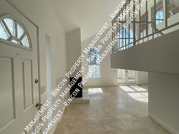 4th image of 251 Camino Cortina