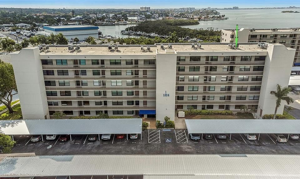 1st image of 1324 PASADENA AVENUE S #607