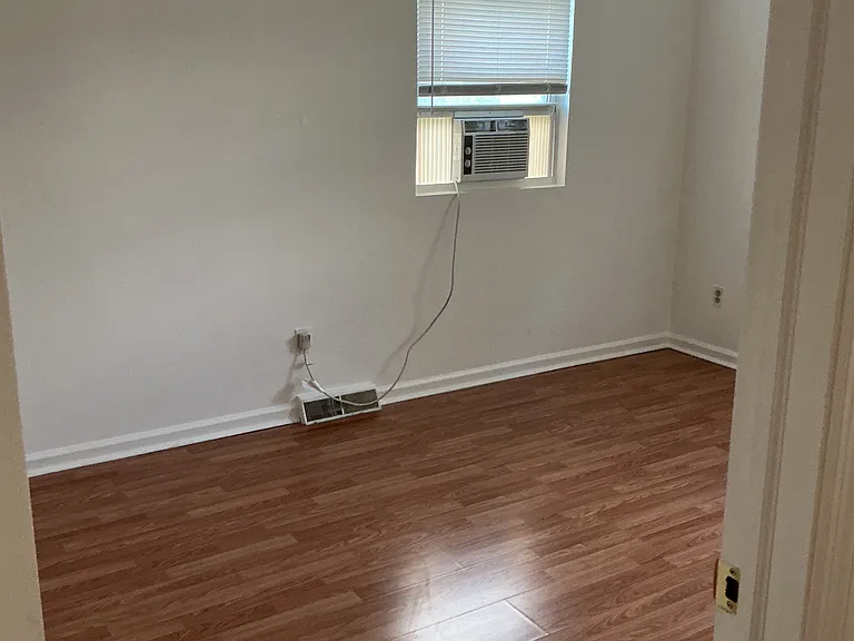 32 Knickerbocker St #32 — Photo 14