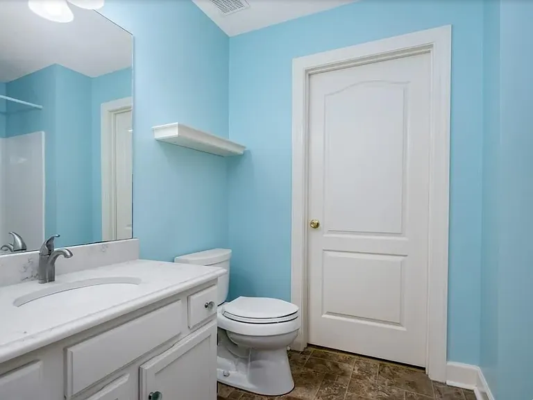 115 Charleston Way — Photo 3