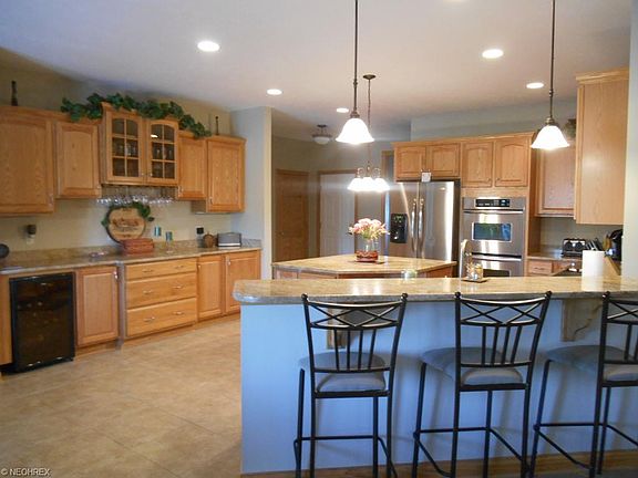 3rd image of 42233 Elk Creek Dr