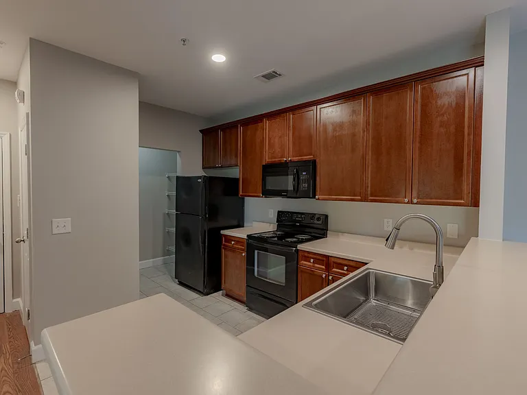 7321 Althorp Way #R5 — Photo 3
