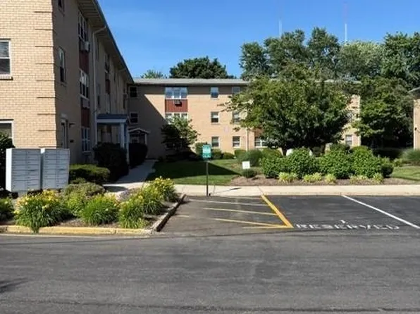 2 Radio Avenue image 1 of 17