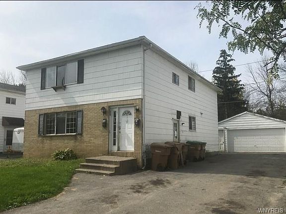 3rd image of 62 Strasbourg Dr