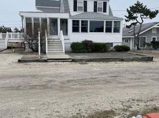 32 Brunswick St, Marshfield, MA 02050