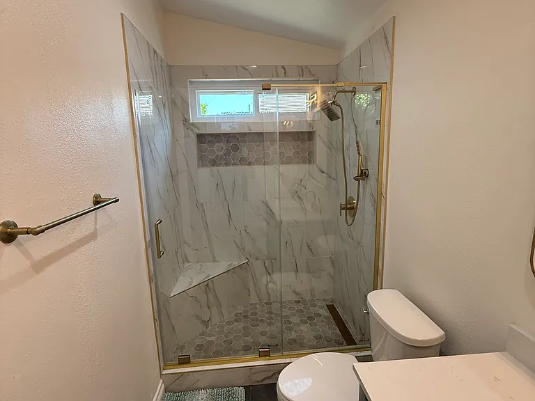 2686 Beverly Ave — Photo 19