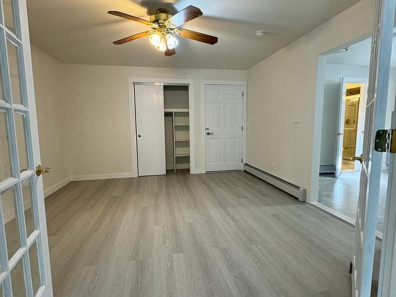 5th image of 76 Austin Ave #1R