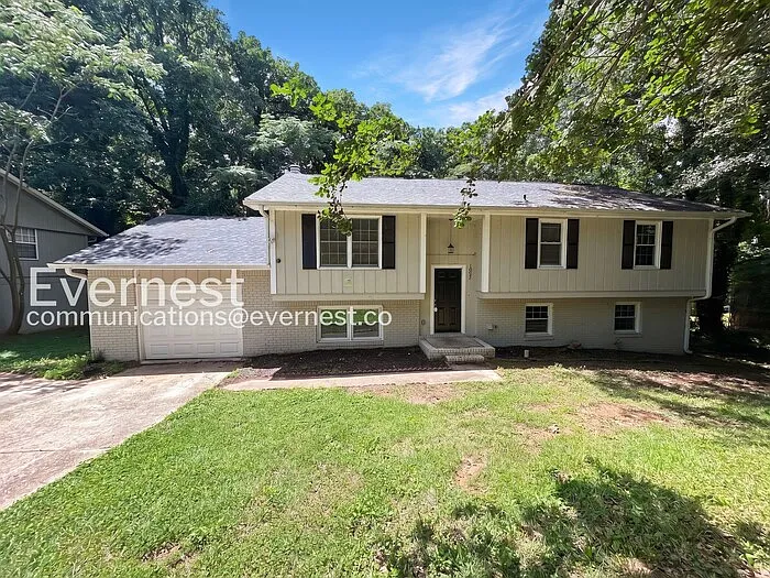 1599 Allgood Rd — Photo 3
