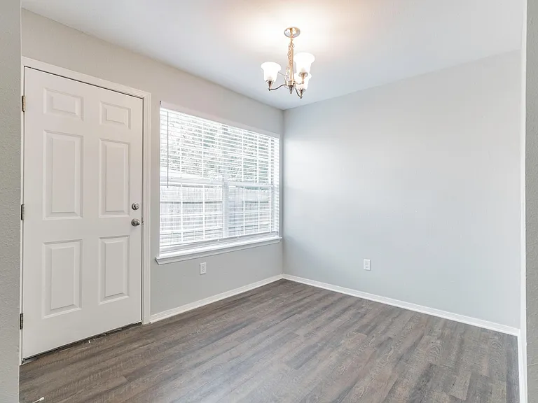 1514 N Dawn Dr — Photo 8