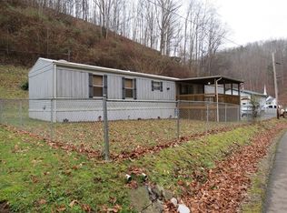 38 Boggs Fork Addition, Spencer, WV 25276