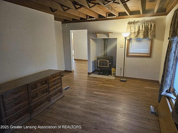4th image of 3428 N Chester Rd