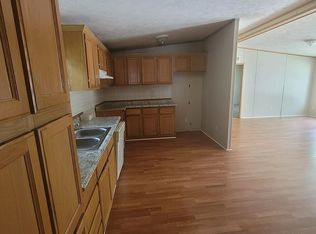 85 Magnolia Dr #85, Cleveland, OH 44110