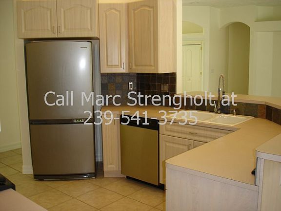 4th image of 614 SW 57th St
