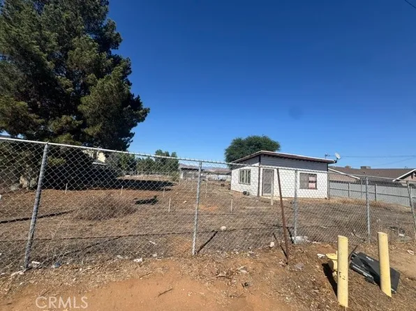 9165 63rd St, Riverside, CA 92509