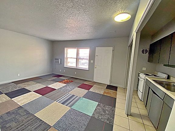 2nd image of 1101 N 48th Ave #111925