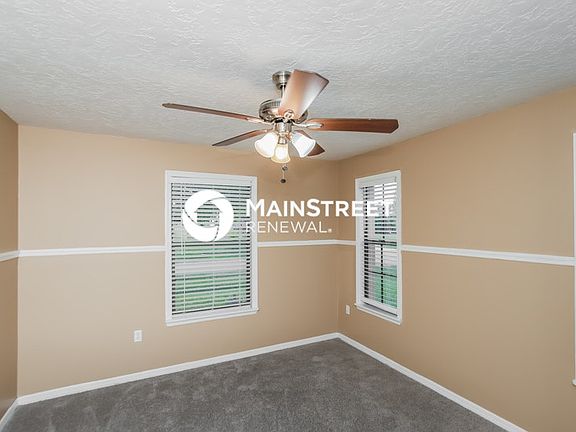 3rd image of 798 Pampas St NW