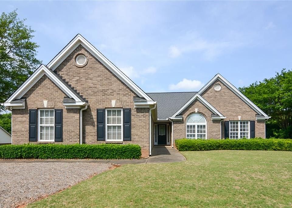 1st image of 176 Meadowcreek Dr
