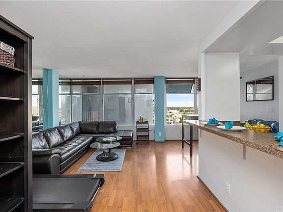 2nd image of 100 Atlantic Ave APT 910