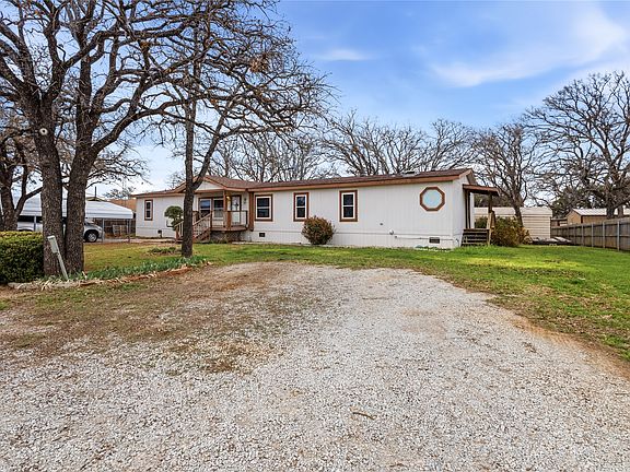 2nd image of 809 County Road 529