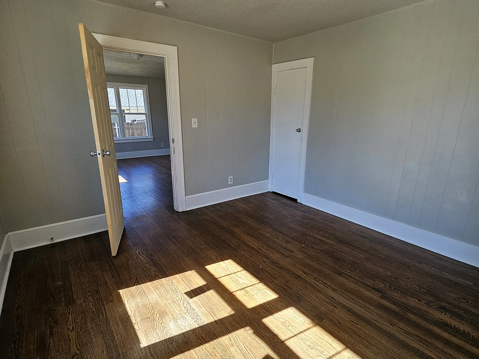 3 bed, 1.5 bath, 1429 sqft, $1,800 — Photo 4