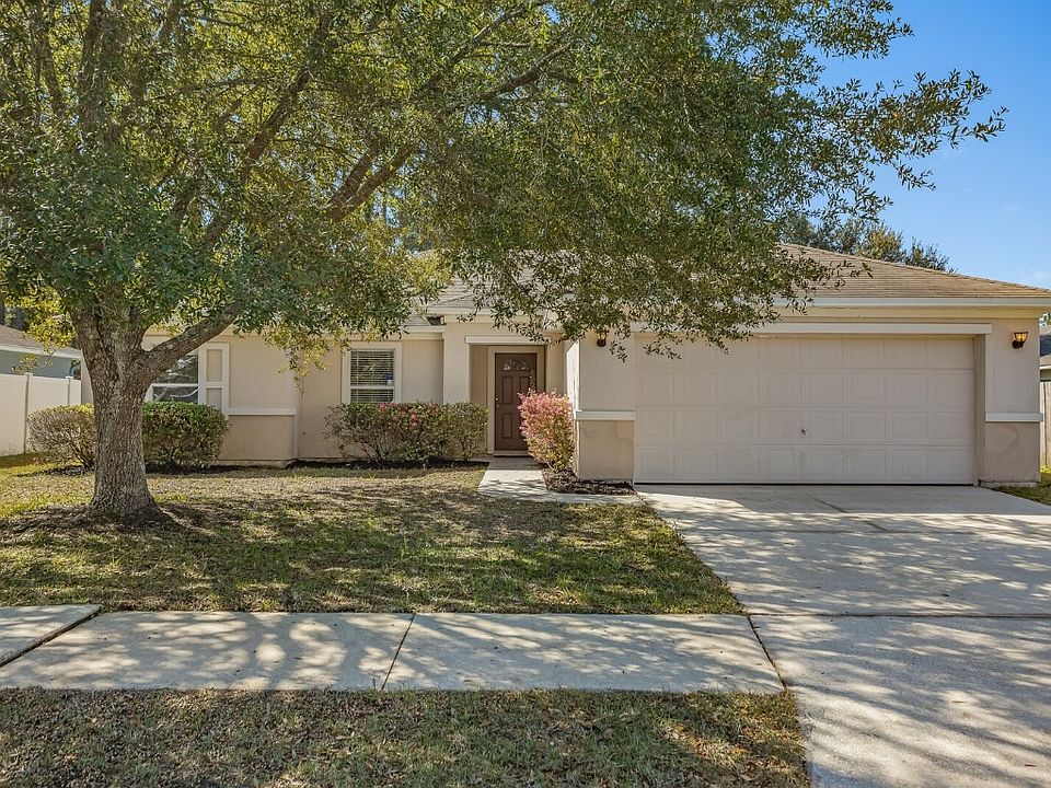 1st image of 11690 Brian Lakes Dr