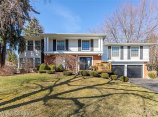 4839 Fairway Rdg S, West Bloomfield, MI 48323