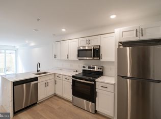 36 N 40th St #6, Philadelphia, PA 19104
