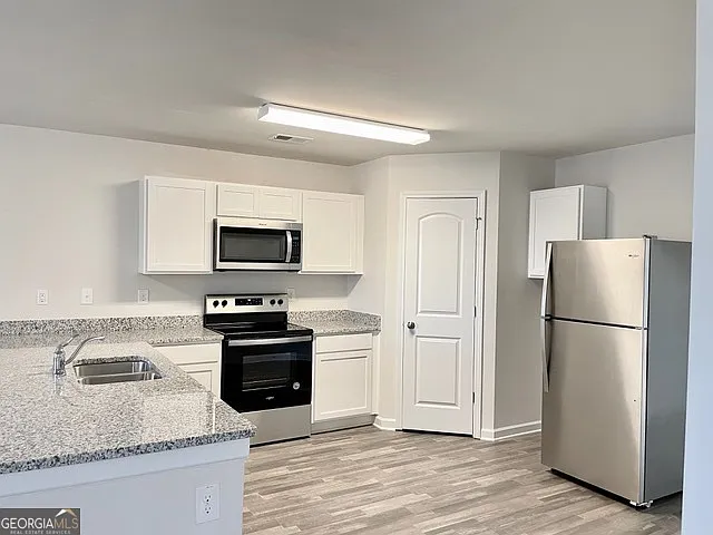 383 Jada Ln — Photo 5