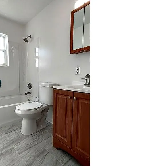 6514 Hackel Dr #6 — Photo 7