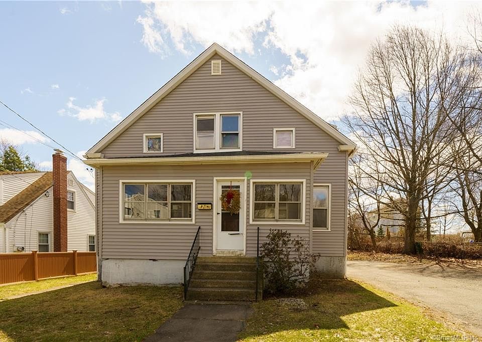 1st image of 38 Pinehurst Ave