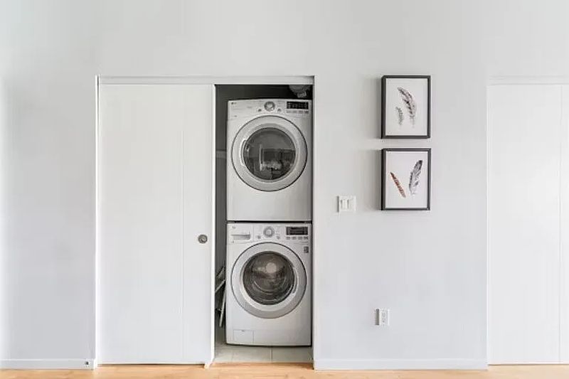 Burnaby Apartment for rent - 2 Bedrooms — photo 10
