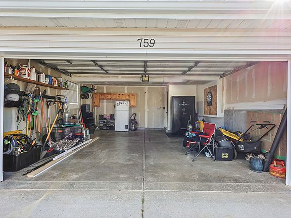 5th image of 759 W 1580 N