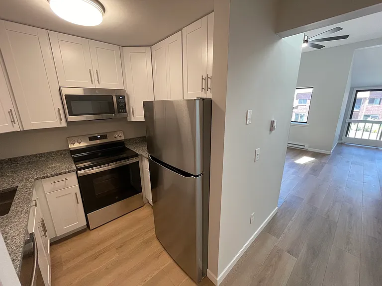 279 Redstone Hill Rd #58 — Photo 5