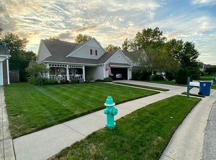 6240 Twin Creeks Dr, Indianapolis, IN