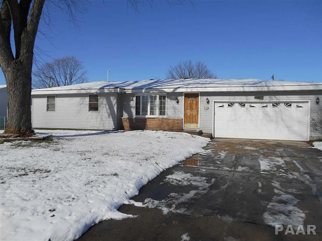 306 Meadowlark Ln photo 1
