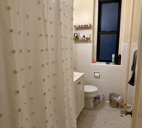 3rd image of 111 W 16th St APT 3O