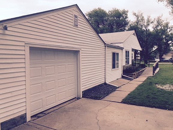 Front of House_05112015