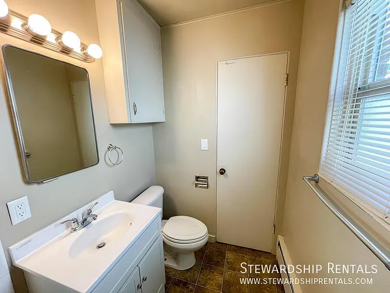 942 E 18th Ave #7 — Photo 13