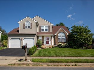 117 Scotty Dr, Easton, PA 18045
