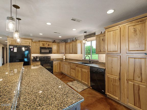 3rd image of 26611 S 610th Rd