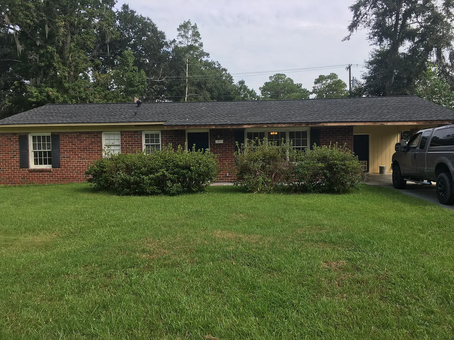 3 bed, 1800 sqft, $2,100 — Photo 1