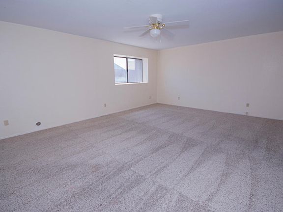 5th image of 2789 W Chalfont Dr