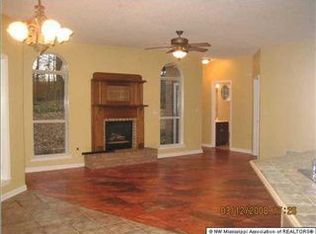 3530 Rhett Butler Dr, Hernando, MS 38632