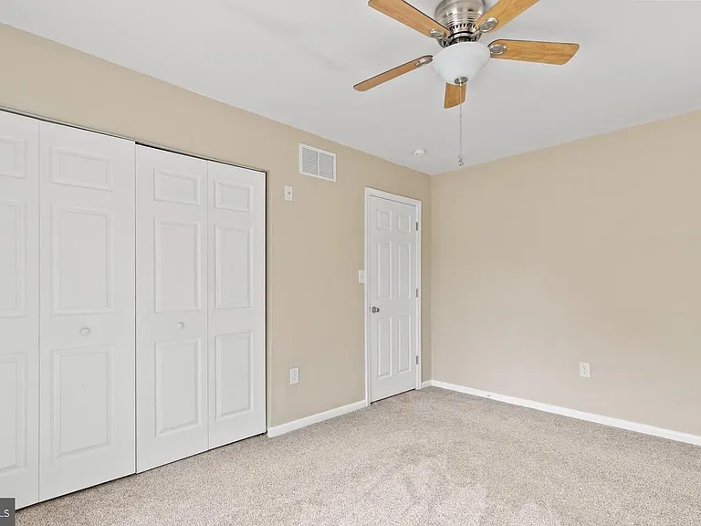 7660 Turnbrook Dr — Photo 11
